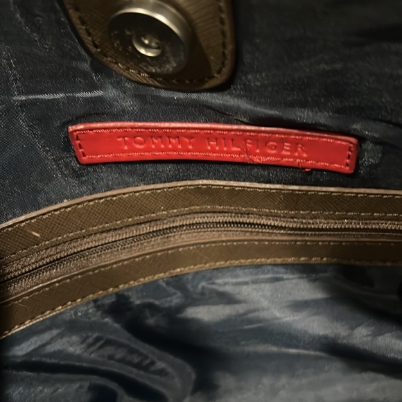 Tommy Hilfiger Red & Brown Tote Bag Purse - Picture 6 of 15